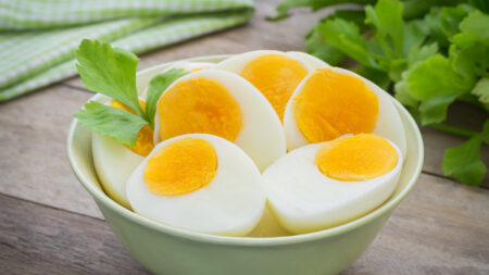 Sú vajcia zdravé? Prečo ich zaradiť do jedálnička, ak pravidelne športujete